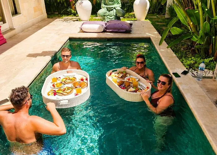 Villa 3br Private Pool Walking To Finns - 2nd Diola 2 Canggu